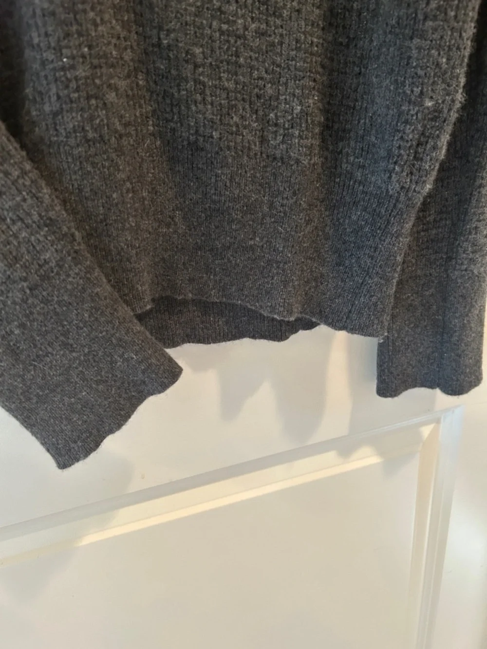 Banana Republic Merino Extra Fine Wool Ribbed sweater Zip Neck w/leather trim L
